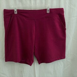 Emily B. Stretch active shorts/ XL/ side pockets/ fuchsia